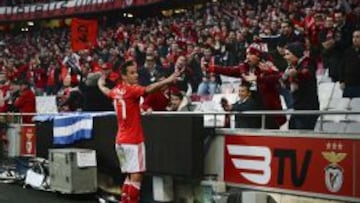 El Benfica golea al Guimaraes con goles de Gaitán y Jonas