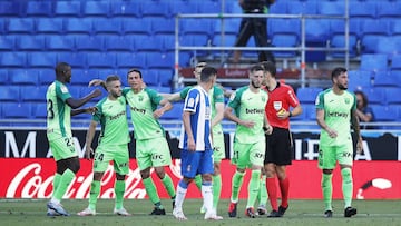 BARCELONA, SPAIN - JULY 05: Jonathan Silva of CD Leganes celebrates the 0-1 with his teammates during the Liga match between RCD Espanyol and CD Leganes at RCDE Stadium on July 05, 2020 in Barcelona, Spain. (Photo by Eric Alonso/Getty Images)