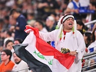 GUADALUPE, MEXICO - MARCH 31: Fans of Irak cheer during the FIFA World Cup 2026 Play-Off tournament final match between Irak and Bolivia at Estadio Monterrey on March 31, 2026 in Guadalupe, Mexico. Azael Rodriguez/Getty Images/AFP (Photo by Azael Rodriguez / GETTY IMAGES NORTH AMERICA / Getty Images via AFP)