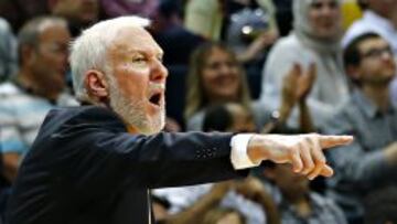 Gregg Popovich, en estambul, durante el amistoso ante el Fenerbahçe.