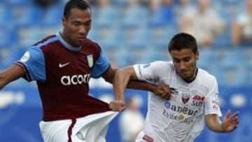 <strong>VICTORIA.</strong> El Aston Villa sigue adelante en la Peace Cup.