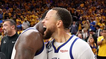 SAN FRANCISCO, CALIFORNIA - APRIL 23: Stephen Curry #30 of the Golden State Warriors celebrates with Draymond Green #23 after they beat the Sacramento Kings in Game Four of the Western Conference First Round Playoffs at Chase Center on April 23, 2023 in San Francisco, California. NOTE TO USER: User expressly acknowledges and agrees that, by downloading and or using this photograph, User is consenting to the terms and conditions of the Getty Images License Agreement.   Ezra Shaw/Getty Images/AFP (Photo by EZRA SHAW / GETTY IMAGES NORTH AMERICA / Getty Images via AFP)