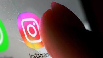 FILE PHOTO: Instagram app icon is seen on a smartphone in this illustration taken October 27, 2025. REUTERS/Dado Ruvic/Illustration/File Photo