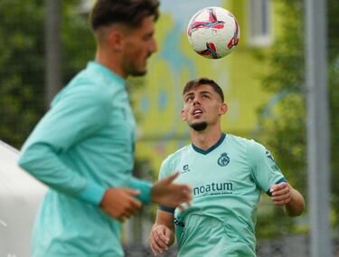 Alineación posible del Racing contra el Eibar en El Sardinero