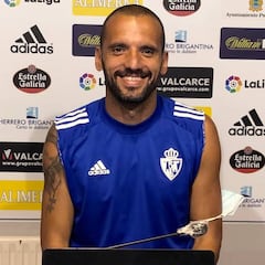 Yuri: "Mi sueño es jugar en Primera con la Ponferradina"