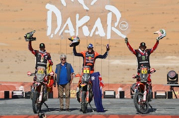 Sanders conquista su primer Dakar tras una edicin casi perfecta en la que adems, gan ms que nadie. Gran segundo de Schareina.