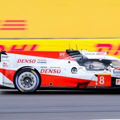 El Toyota 8 no gana sin Alonso