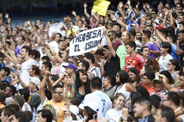 La presentación de Theo Hernández en imágenes