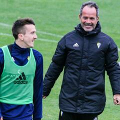 Buena noticia para Cervera: Salvi y Jairo entrenan con normalidad