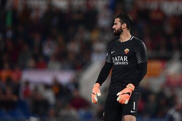 El portero brasile?o de la Roma, Alisson Becker, ha ganado muchos enteros en los ¨²ltimos tiempos debido a sus grandes actuaciones en el conjunto italiano. La Roma pide 60 millones por ¨¦l.