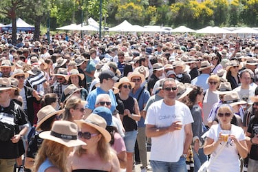 Gran ambiente minutos antes de la final de la Copa el Rey 2025 de rugby entre el Valladolid Rugby Asociación Club e Inexo El Salvador en el estadio José Zorrilla.
