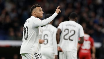 Jude Bellingham and Kylian Mbappé from the spot handed Madrid all three points but home fans were less than enthusiastic about the team’s display.