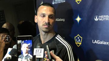 El capit&aacute;n de LA Galaxy anot&oacute; en la victoria sobre el Dynamo, pero volvi&oacute; a mostrar inconformidad con el Video Arbitraje, ya que seg&uacute;n Zlatan volvieron a equivocarse.