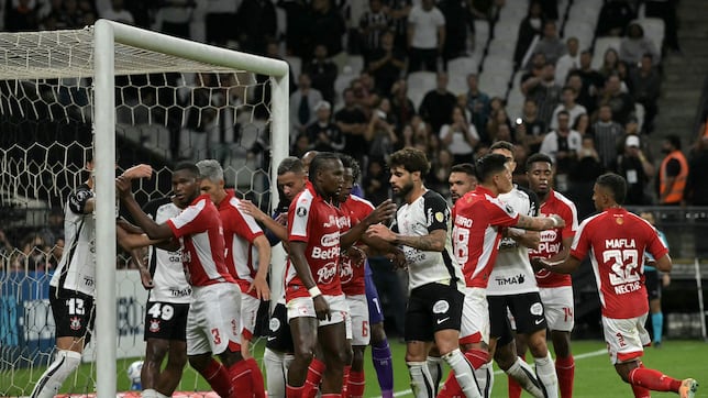 Independiente Santa Fe pierde en su visita a Corinthians en Copa Libertadores