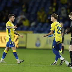 Adam Arvelo y Las Palmas meditan su futuro