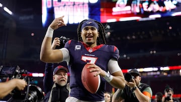 HOUSTON, TEXAS - JANUARY 13: C.J. Stroud #7 of the Houston Texans celebrates after defeating the Cleveland Browns in the AFC Wild Card Playoffs at NRG Stadium on January 13, 2024 in Houston, Texas.   Carmen Mandato/Getty Images/AFP (Photo by Carmen Mandato / GETTY IMAGES NORTH AMERICA / Getty Images via AFP)