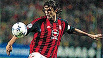 <B>INTERÉS.</b> Maldini reconoció que le gusta el Real Madrid.