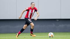 Vanesa Gimbert, jugadora del Athletic, en un partido de la Primera Iberdrola. 