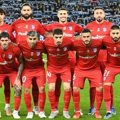 El Atlético jugará de nuevo con la camiseta roja y el escudo clásico