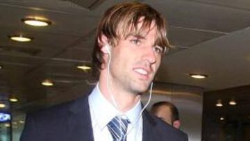 Valera, sobre la caldera de Anfield: "Los campos no juegan"