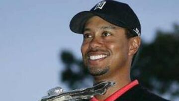<b>BUICK INVITATIONAL. </b>Tiger Woods levanta su cuarto trofeo en este torneo, tras ganar en 1999, 2003 y 2005.