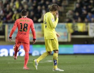 Tomás Pina fue expulsasdo por el árbitro Fernández Borbalán.