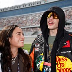 Who was Pete Davidson caught kissing at the Daytona 500?