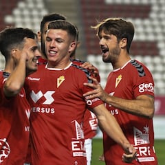 El Murcia noquea al UCAM