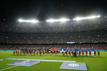 Formación de los equipos del FC Barcelona e Inter de Milán.