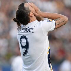 Zlatan and LA Galaxy's night ruined by Alberth Elis