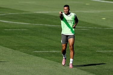 Mbappé piensa en oro