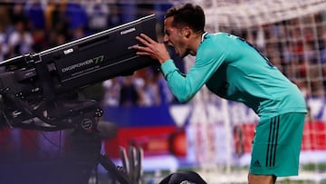 Soccer Football - Copa del Rey - Round of 16 - Real Zaragoza v Real Madrid - La Romareda, Zaragoza, Spain - January 29, 2020 Real Madrid's Lucas Vazquez celebrates scoring their second goal REUTERS/Juan Medina