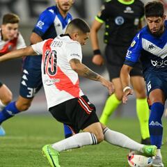 Ovación Monumental: Juanfer Quintero vuelve a jugar con River