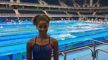Adwoa, primera nadadora de Ghana se entrena en Málaga