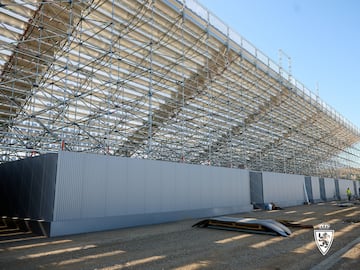 El Real Zaragoza jugará como local las dos próximas temporadas en un campo prefabricado de 20.103 asientos, que permitirá recortar notablemente los plazos de entrega de la Nueva Romareda.