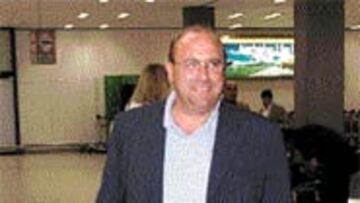 Puede firmar en breve.