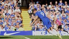 LONDON, ENGLAND - AUGUST 12:  Alvaro Morata of Chelsea scores his sides first goal during the Premier League match between Chelsea and Burnley at Stamford Bridge on August 12, 2017 in London, England.  (Photo by Michael Regan/Getty Images)