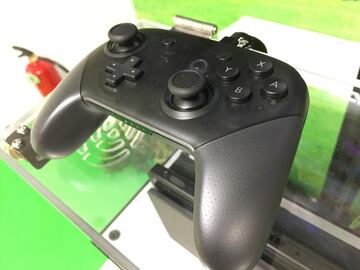 Captura de pantalla - switch_pro_controller_02.jpg