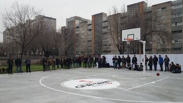 La Euroliga y el Grupo Dogus inauguran una pista en Madrid