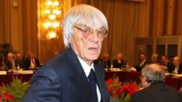 Ecclestone: "Hamilton ha sido tratado como basura"