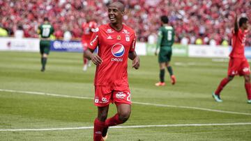 Lucumí sueña con jugar en el Manchester United