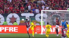 Pulgar protagoniza la gran polémica de la Libertadores: Peñarol se indigna en el Maracaná