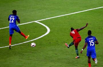 Eder of Portugal scores the deciding goal.