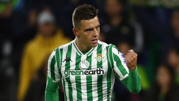 Lo Celso celebra un gol con el Betis.