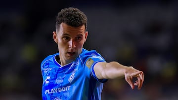 Oussama Idrissi of Pachuca during the Quarter-Final first leg match between Pachuca and America as part of the Liga BBVA MX, Torneo Clausura 2025 at Hidalgo Stadium on May 07, 2025 in Pachuca, Hidalgo, Mexico.