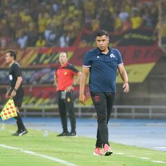 Lo que pediría César Farías para salir de América