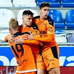 Aprobados y suspensos en el Valencia: Vallejo y su efecto, Guillamón y su temple