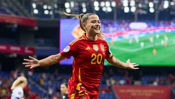 Claudia Pina, giro radical