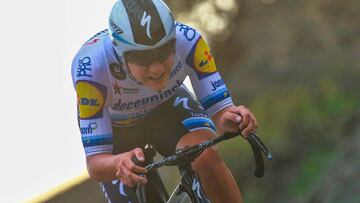 Tremendo Evenepoel: gana la crono y es el nuevo líder