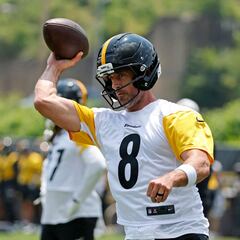 Aaron Rodgers confirms he got married this offseason, here is what we know about his new wife